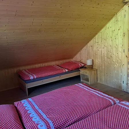 Na Vrsku Сasa de vacaciones